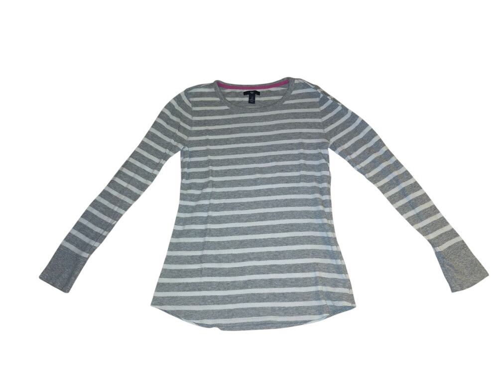 Pick 2 for $15 Vintage GAP Women's Waffle Long Sleeve Gray/White L